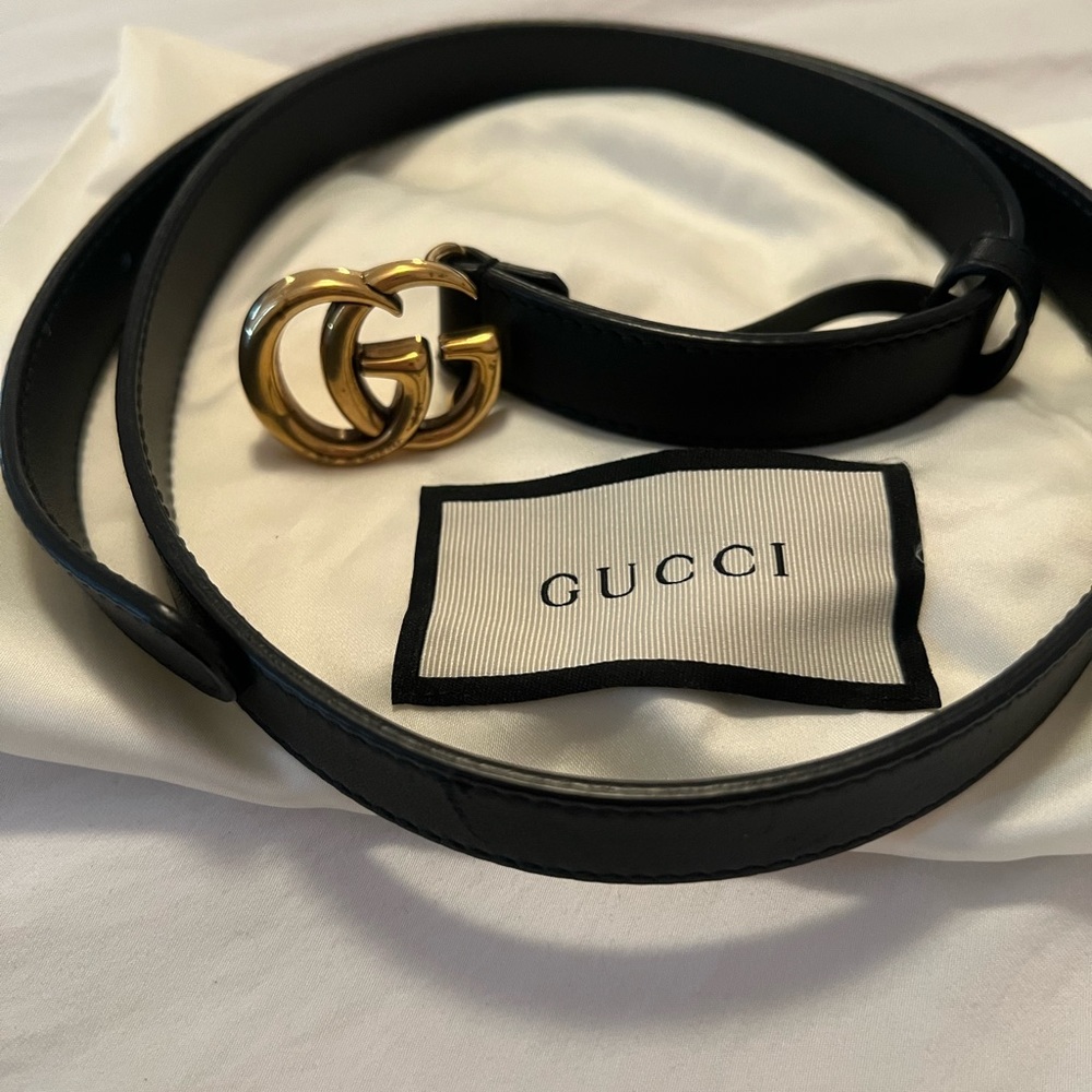 Gucci leather belt with double G buckle